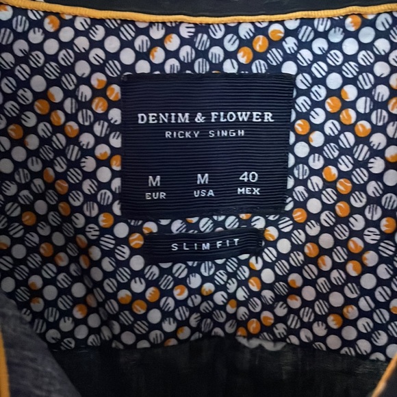 Denim & flower shirt sleeve button up - Picture 4 of 4